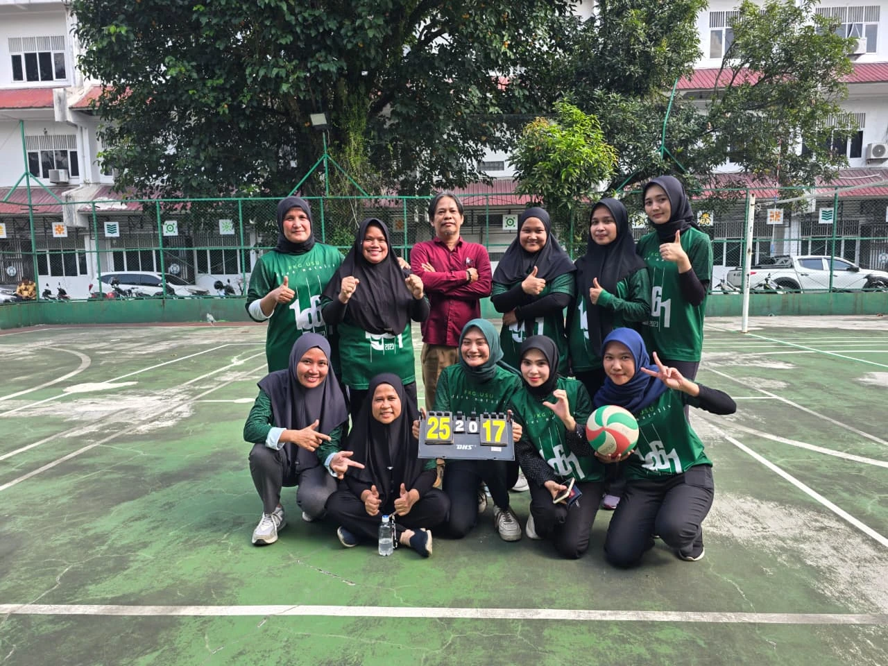 Tim Voli Putri FKG USU Raih Dua Kemenangan Beruntun di Turnament Menyambut HUT Kemerdekaan RI